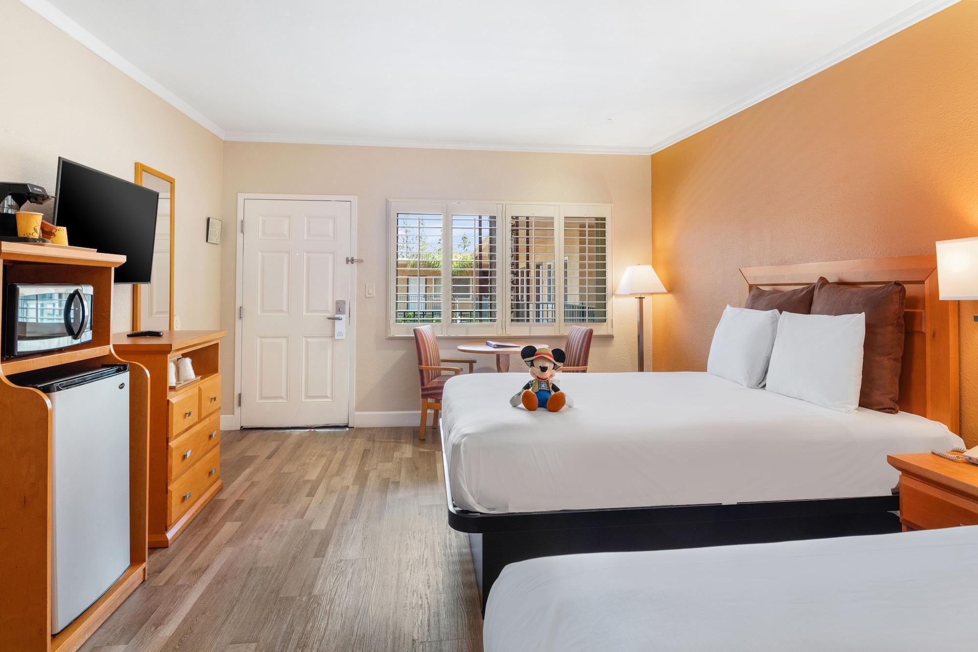 Anaheim Islander Inn&Suites Exterior foto