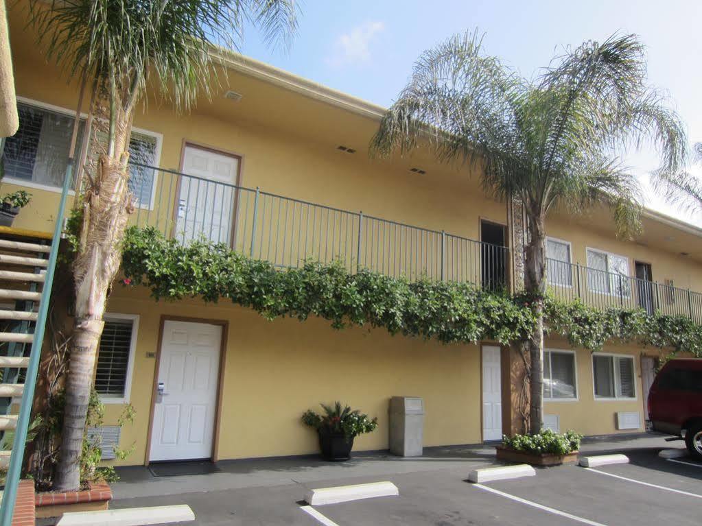 Anaheim Islander Inn&Suites Exterior foto