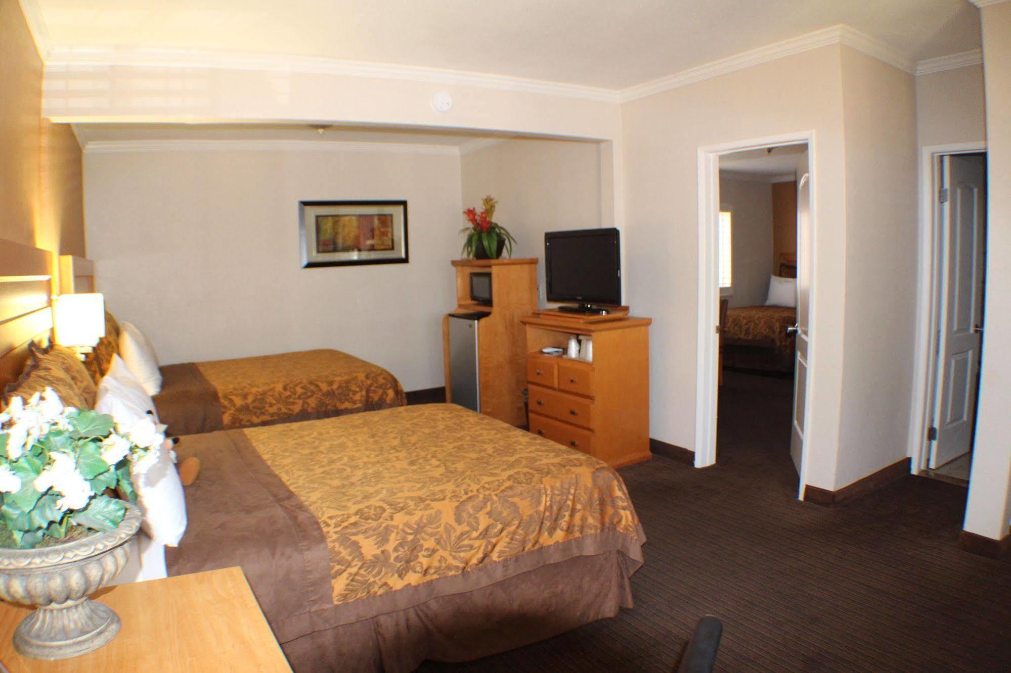 Anaheim Islander Inn&Suites Exterior foto