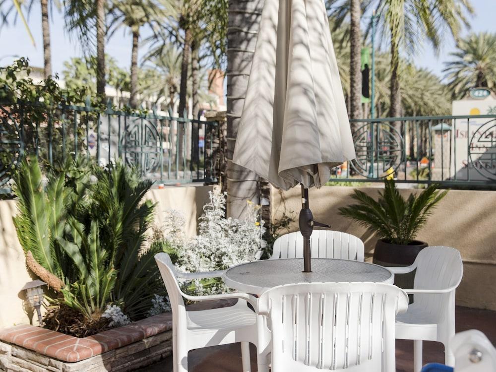 Anaheim Islander Inn&Suites Exterior foto